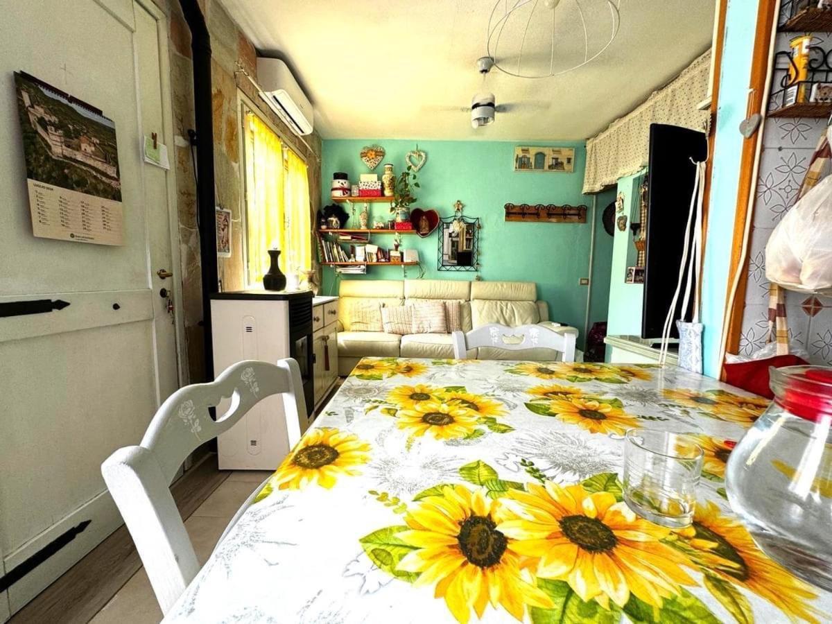 Appartamento Peter'S House Olbia Esterno foto