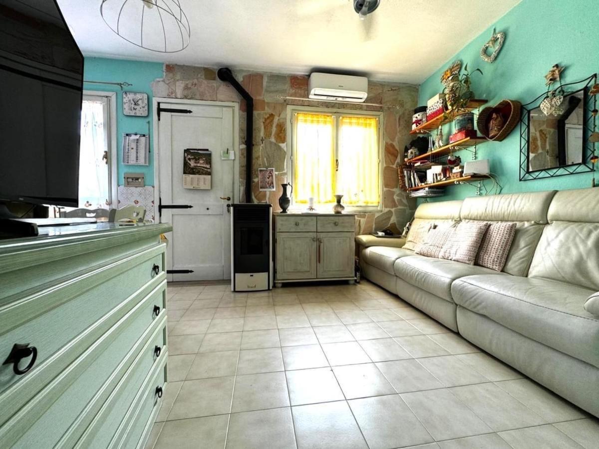 Appartamento Peter'S House Olbia Esterno foto